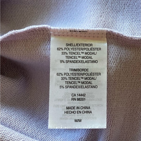 Mondetta Sweatshirt Lightweight Active Top Purple Size Med Excellent Condition - Picture 5 of 5